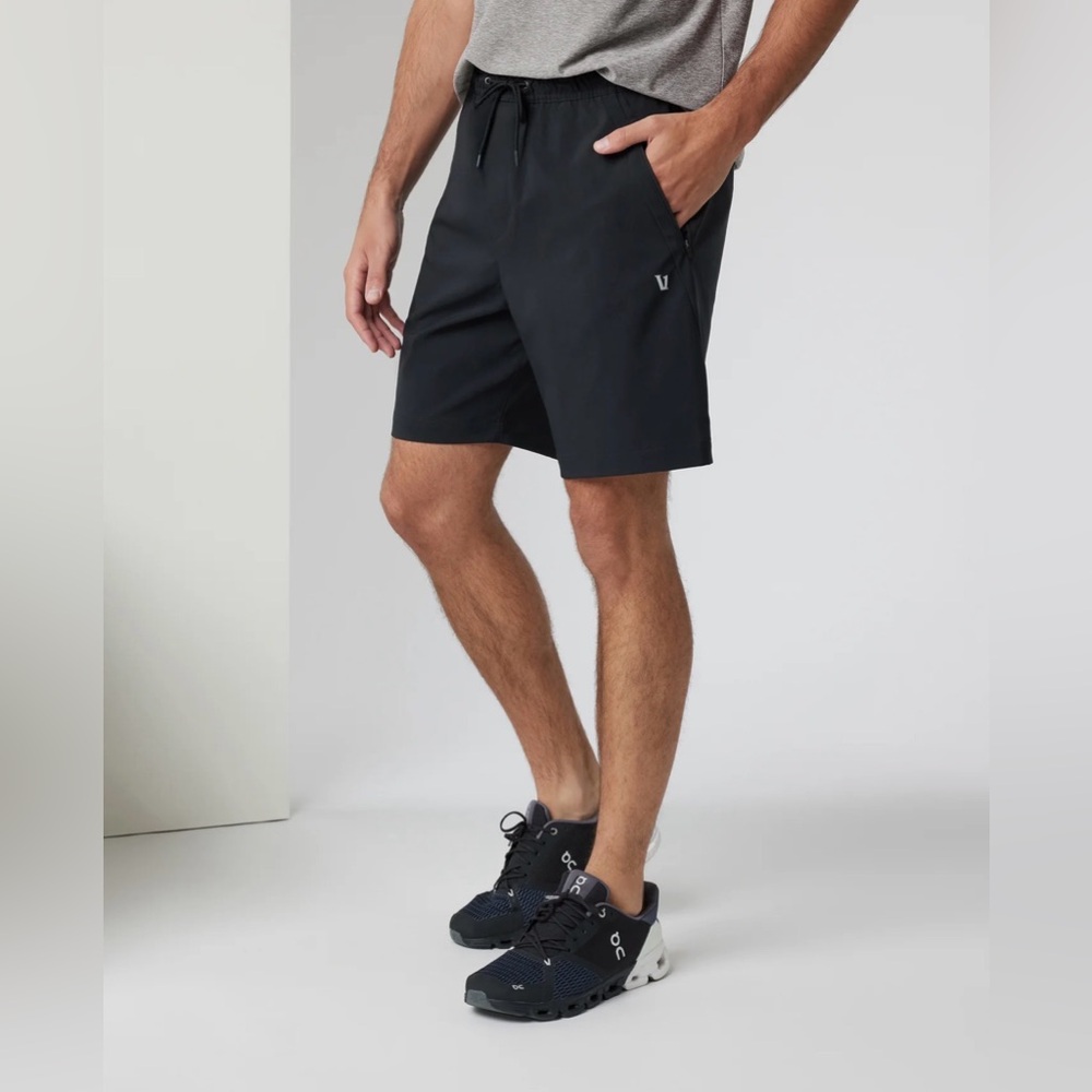 Men’s Vuori Train Tech Short- Black - Picture 4 of 13